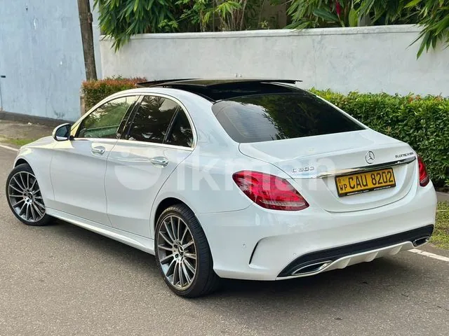 Mercedes-Benz C300 2015 photo 4