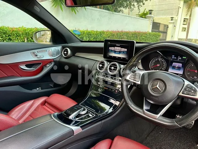 Mercedes-Benz C300 2015 photo 5