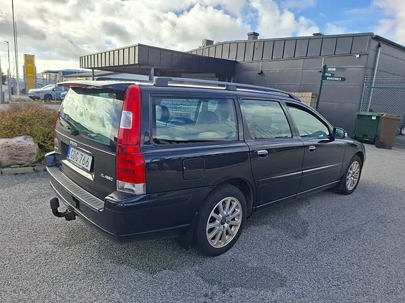 Volvo V70 2008 photo 3