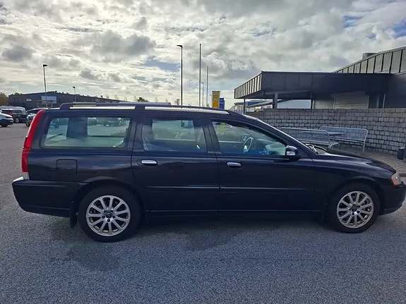 Volvo V70 2008 photo 2