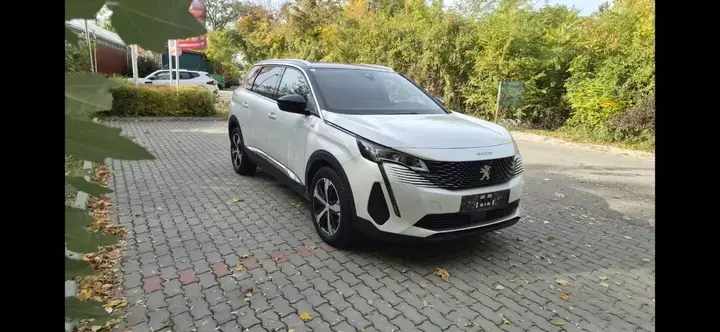 Peugeot 5008 2021 photo 2