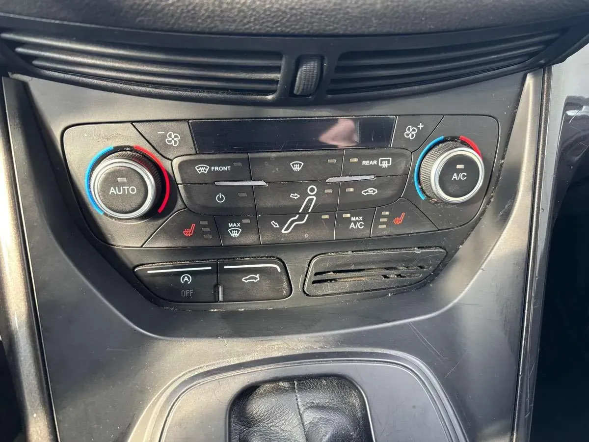 Ford C-Max 2016 photo 3