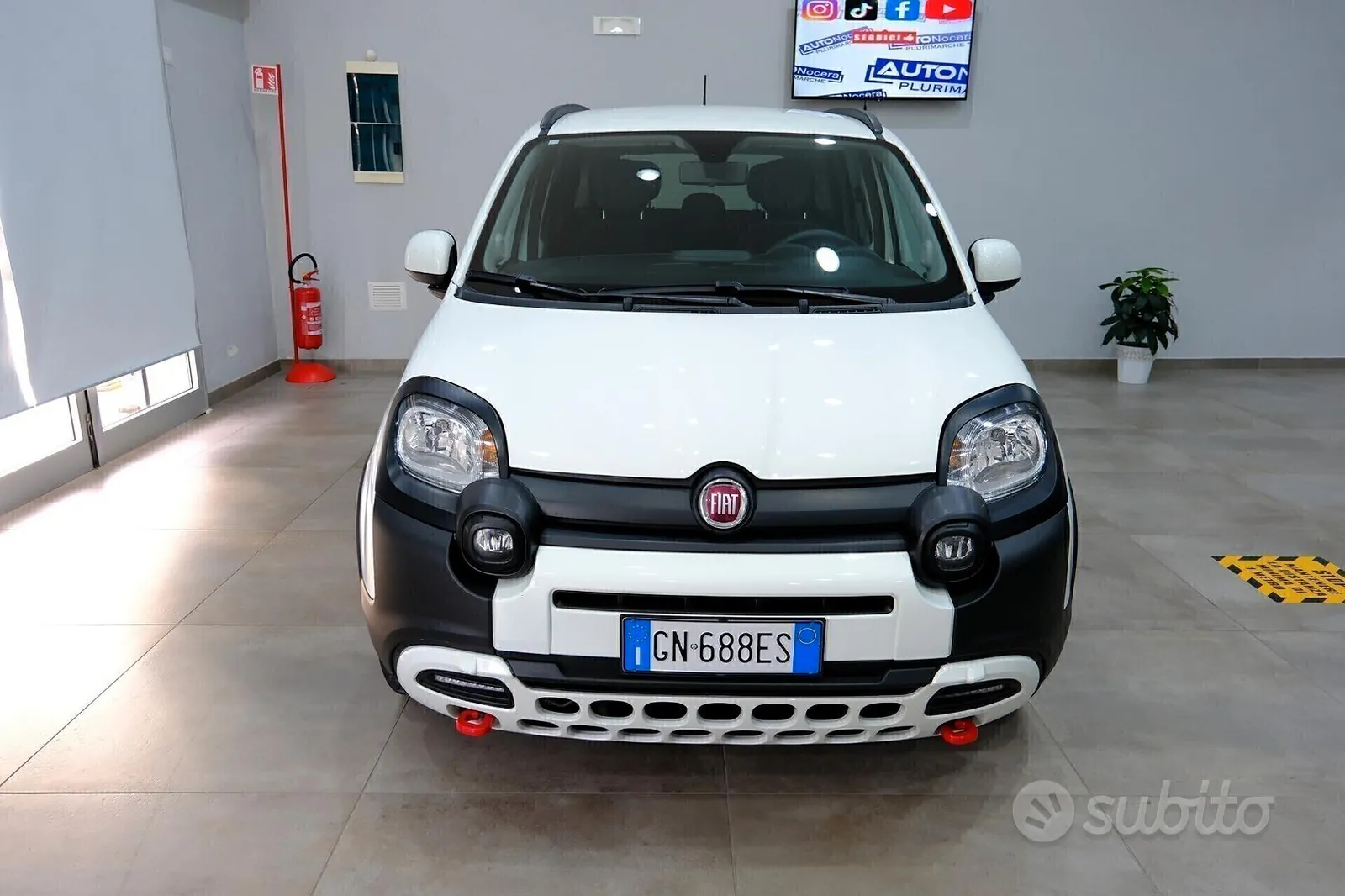 Fiat Panda Cross 2023 photo 2