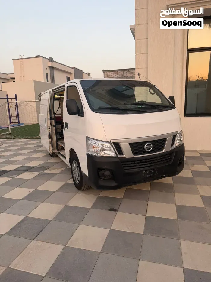 Nissan Urvan