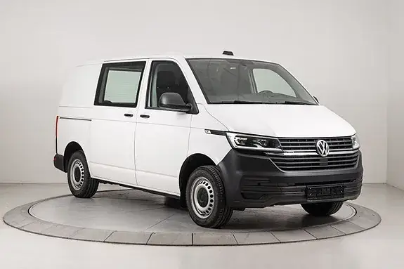 Volkswagen Transporter 2021 photo 2