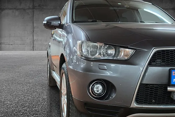 Mitsubishi Outlander 2009 photo 2