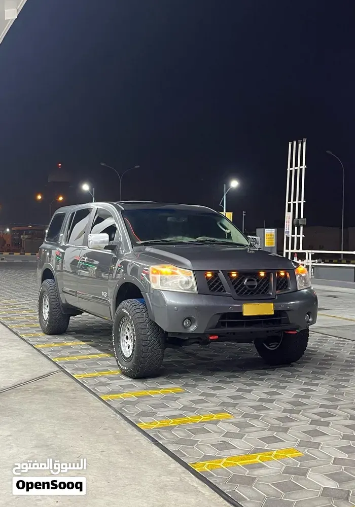 Nissan Armada 2010 photo 4