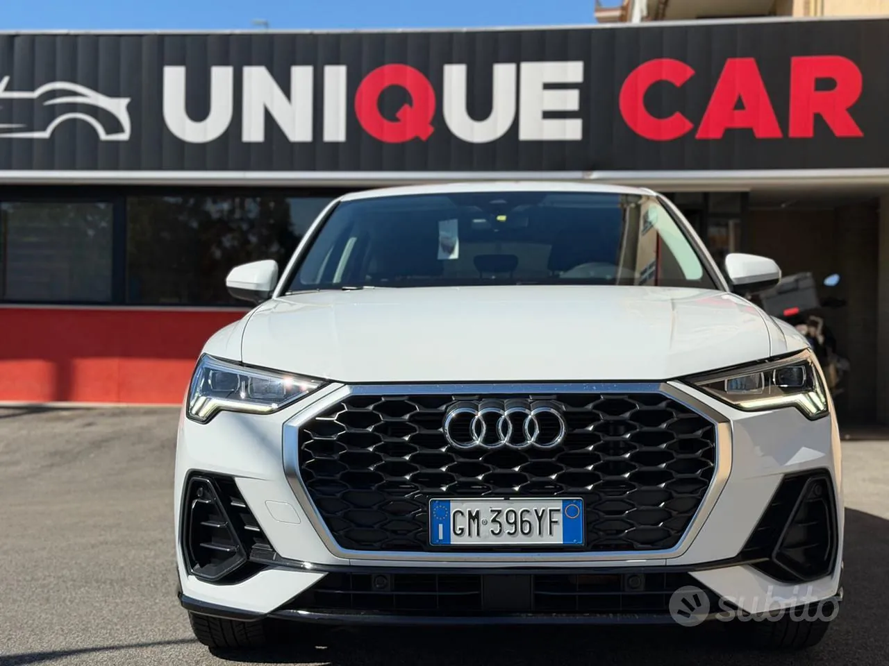 Audi Q3 2023 photo 2