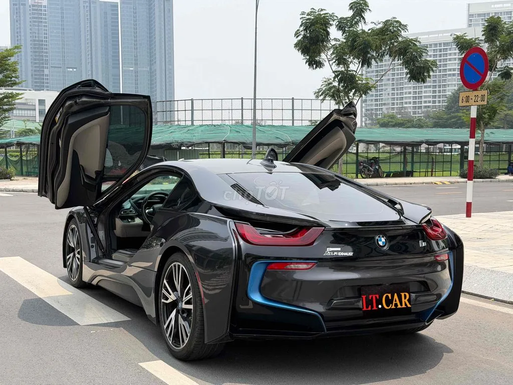 BMW I8 2015 photo 5