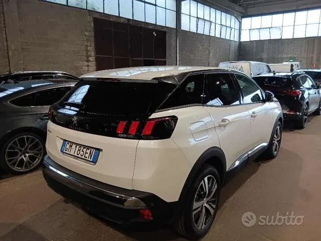 Peugeot 3008 2023 photo 2