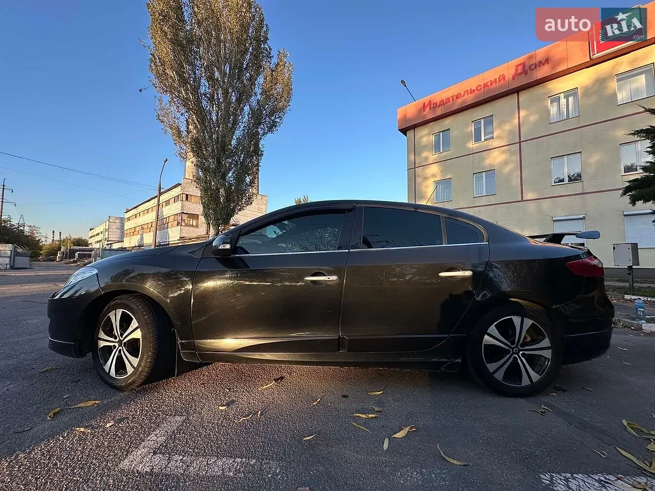 Renault Fluence 2011 photo 3