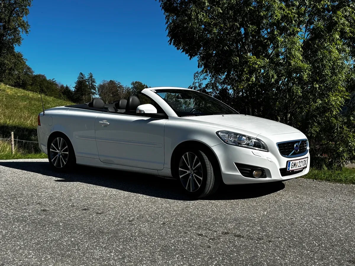 Volvo C70 2012 photo 2