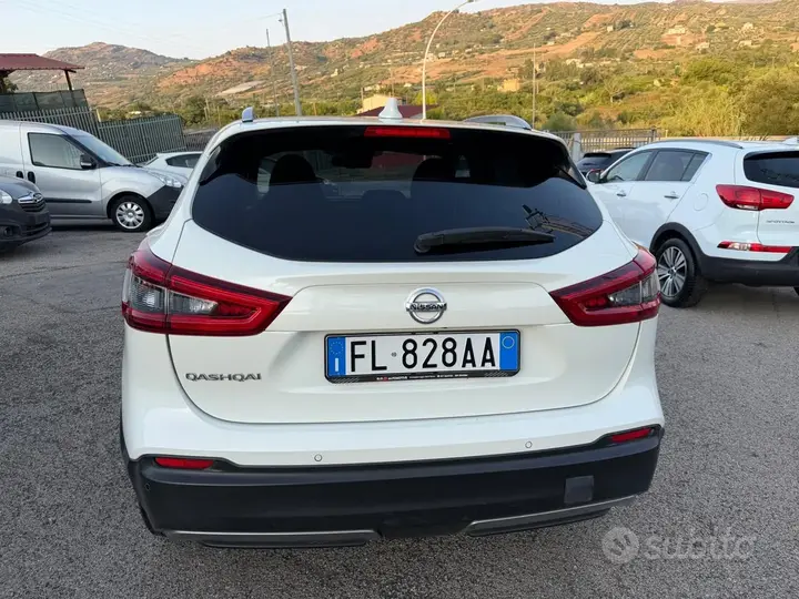 Nissan Qashqai 2017 photo 3