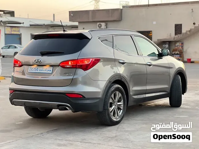 Hyundai Santa Fe 2015 photo 4