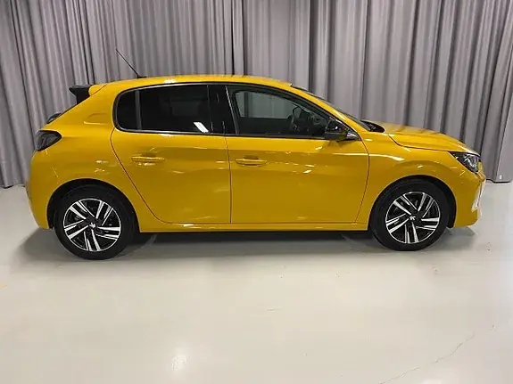 Peugeot 208 2023 photo 3