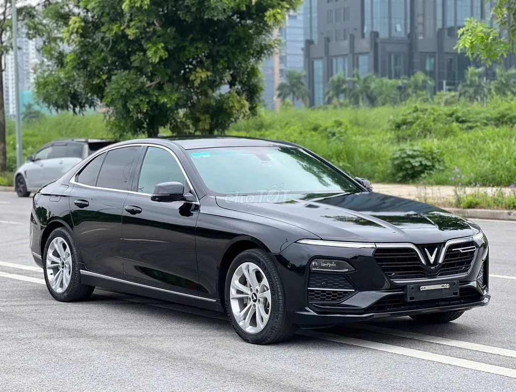 Vinfast Lux A2.0 2022 photo 2