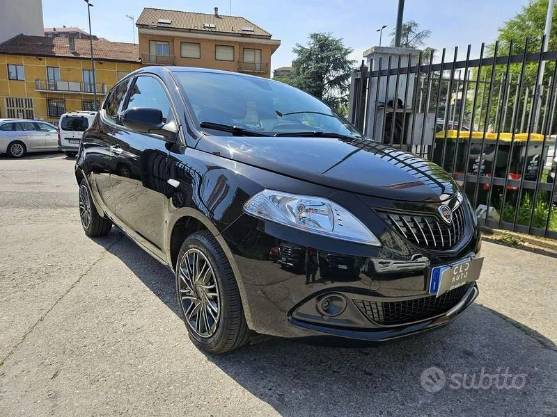 Lancia Ypsilon 2024 photo 3