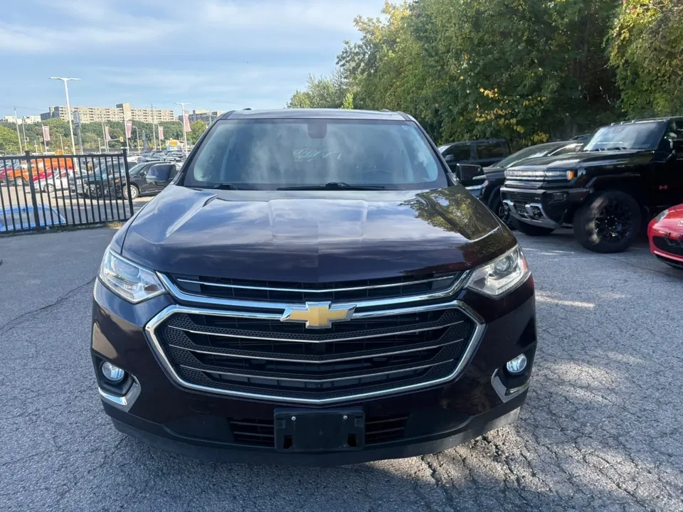 Chevrolet Traverse 2018 photo 2