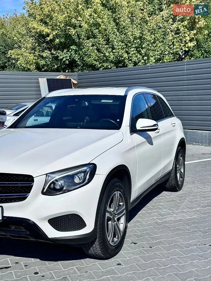 Mercedes-Benz Glc-Class 2018 photo 5