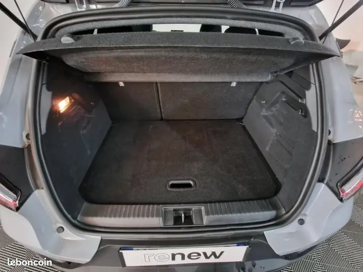 Renault Captur 2025 photo 2