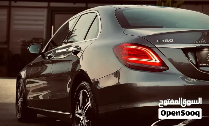 Mercedes-Benz C180 2020 photo 4