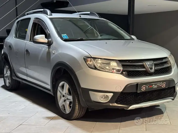 Dacia Sandero 2014 photo 3