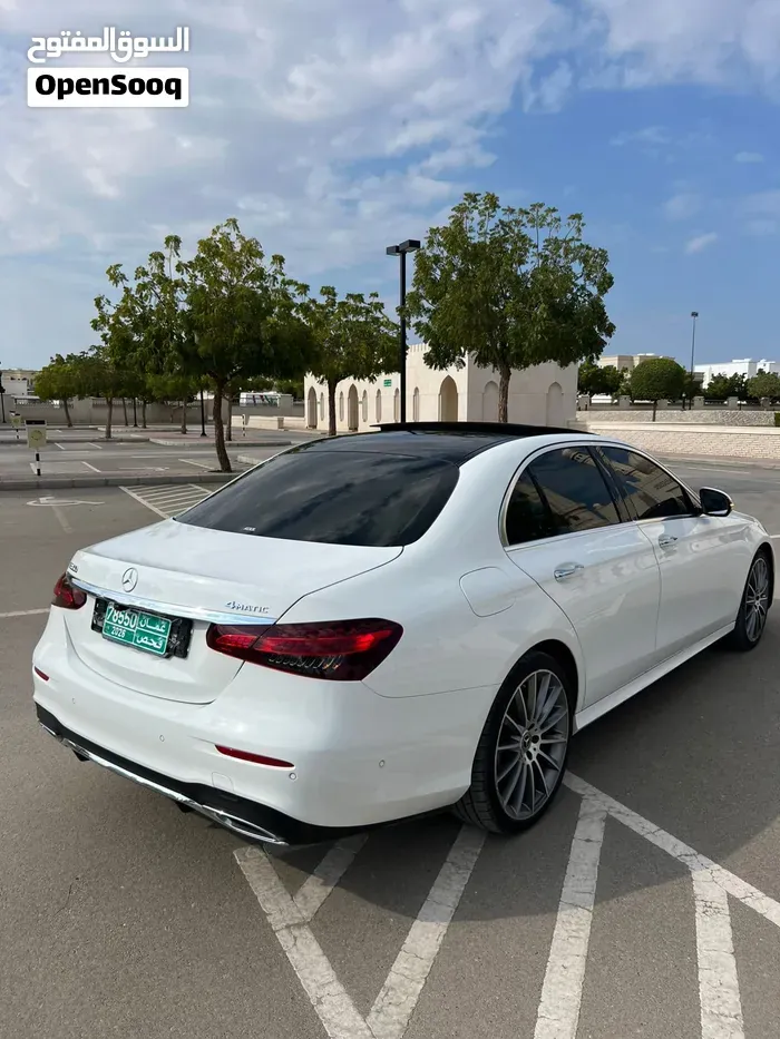 Mercedes-Benz E350 2023 photo 5