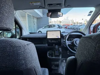 Toyota Sienta 2023 photo 3
