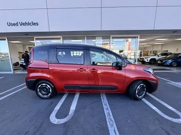 Toyota Sienta 2023 photo 4