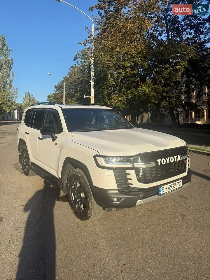 Toyota Land Cruiser 2022 photo 2