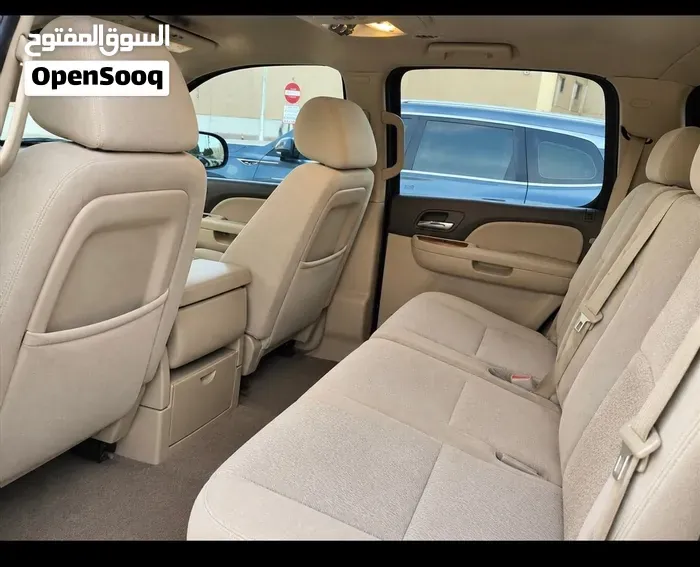 Chevrolet Tahoe 2012 photo 3