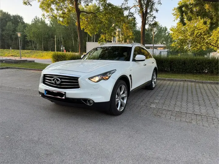 Infiniti Qx70
