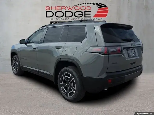 Jeep Cherokee 2026 photo 2
