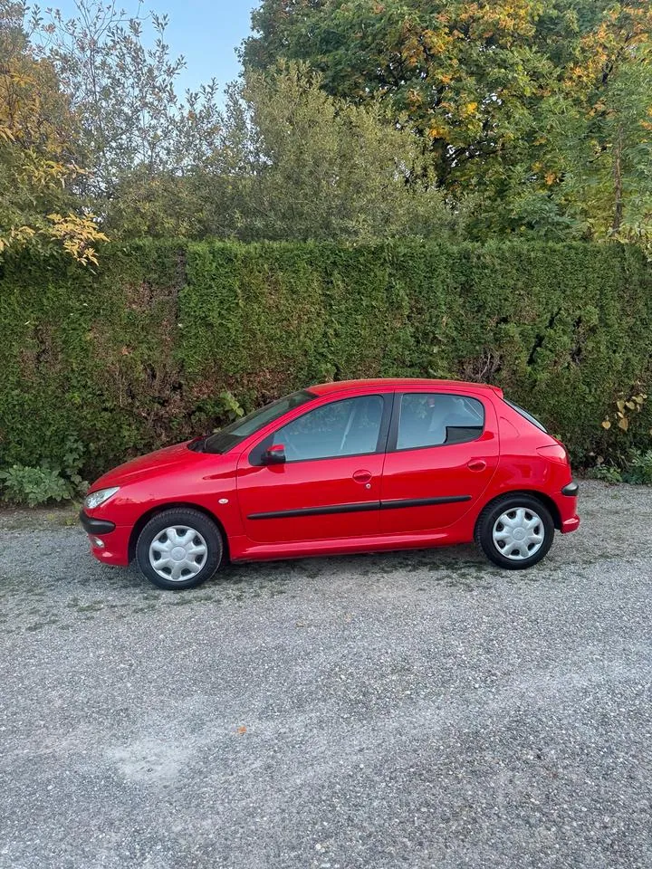 Peugeot 206