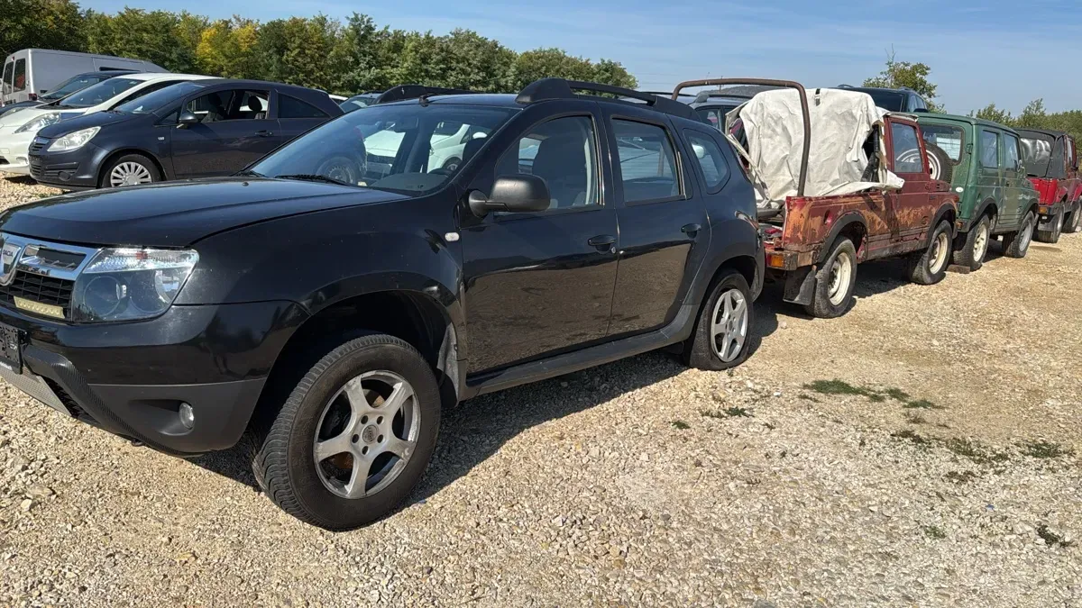 Dacia Duster 2010 photo 3