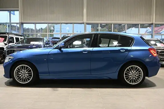 BMW 118I 2018 photo 2