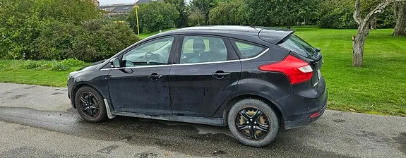 Ford Focus 2014 photo 3