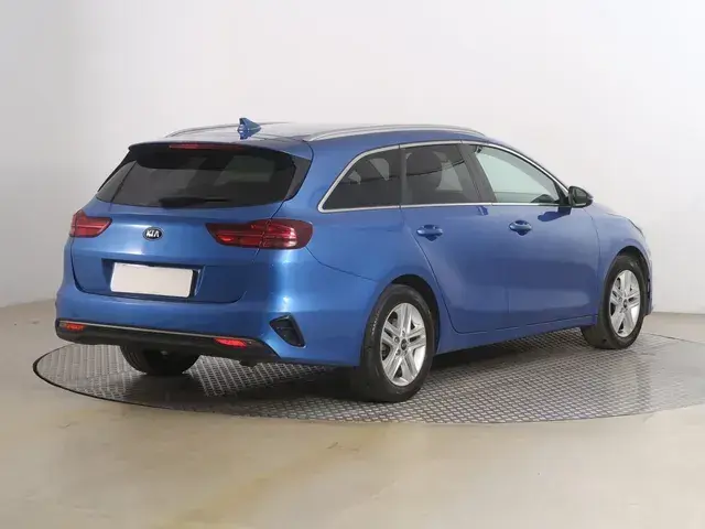 Kia Ceed Sw 2022 photo 4