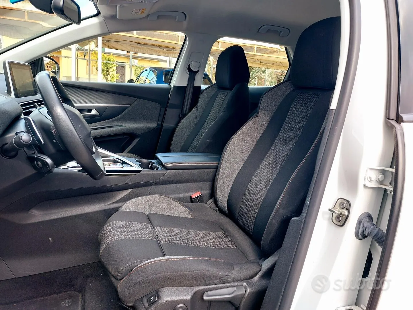 Peugeot 3008 2020 photo 4
