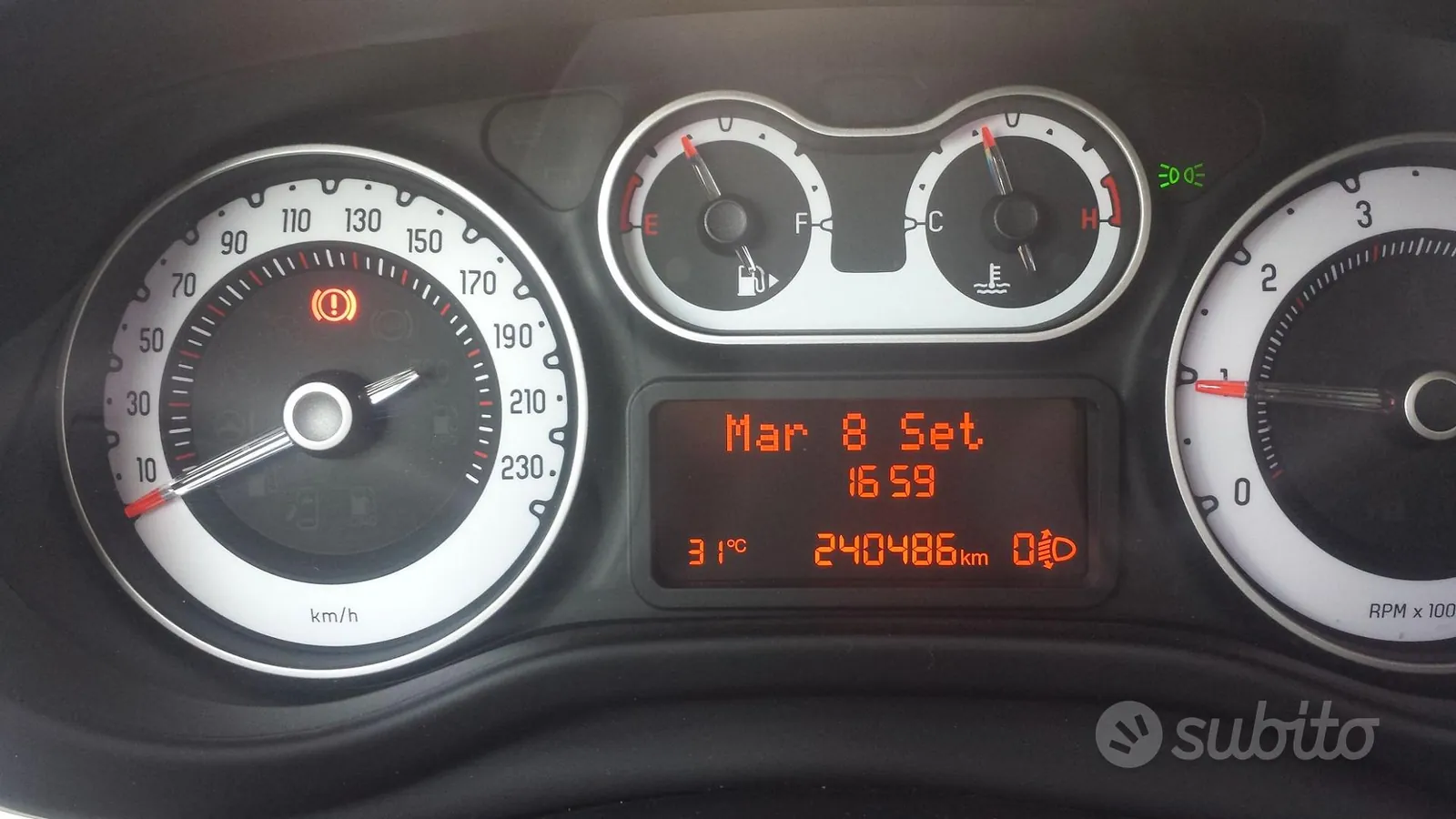 Fiat 500L 2014 photo 5
