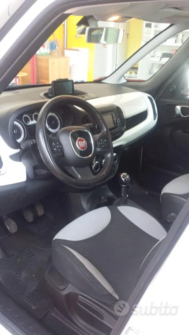 Fiat 500L 2014 photo 4
