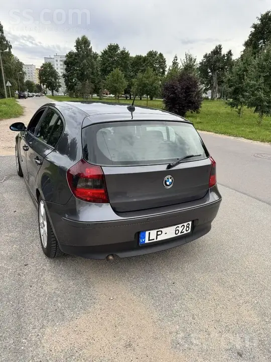 BMW 118D 2005 photo 3