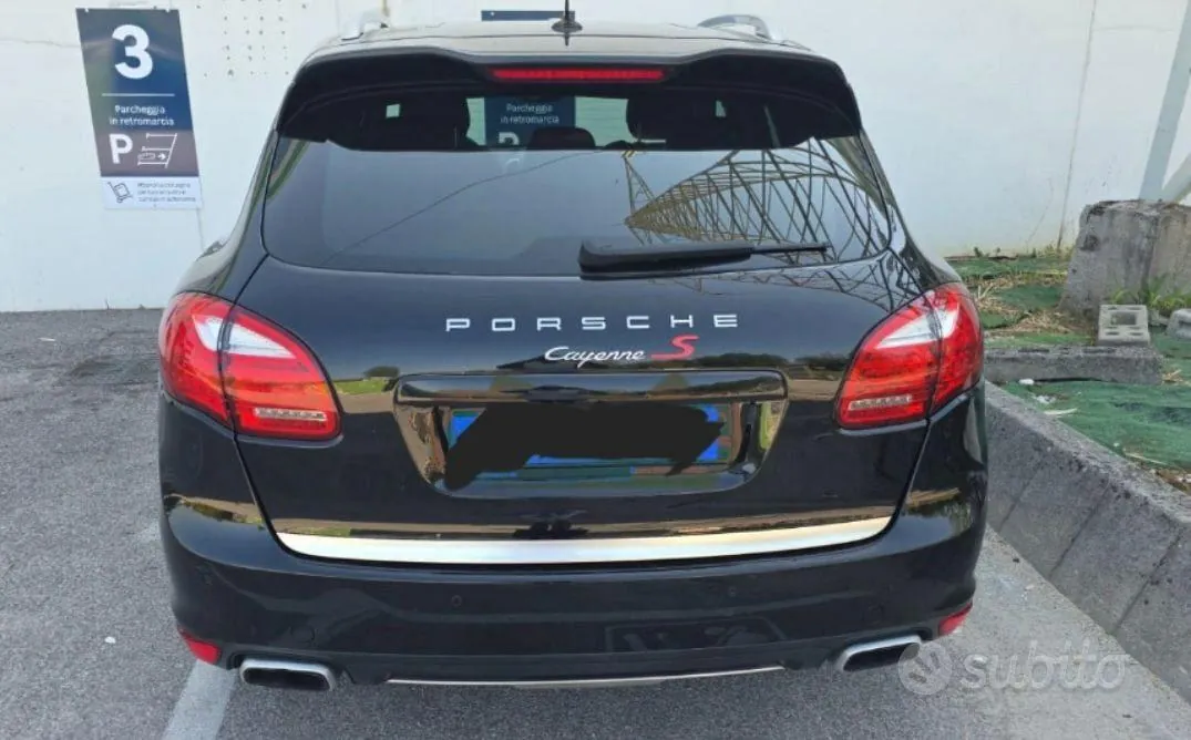 Porsche Cayenne 2010 photo 3