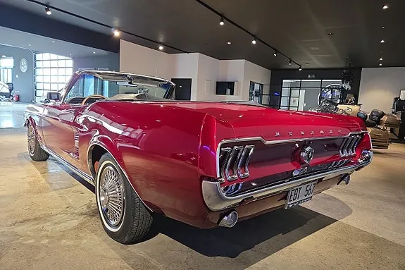 Ford Mustang 1967 photo 4