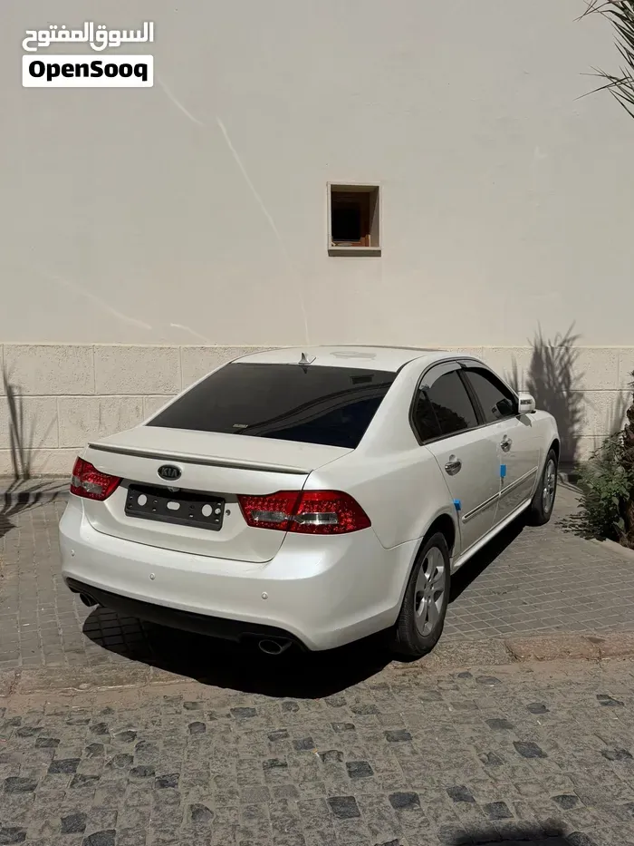 Kia Optima 2009 photo 2