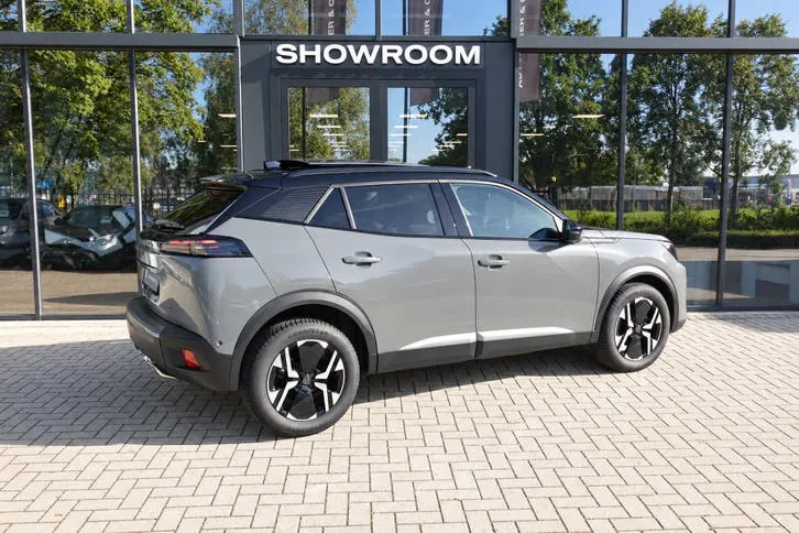 Peugeot 2008 2024 photo 2