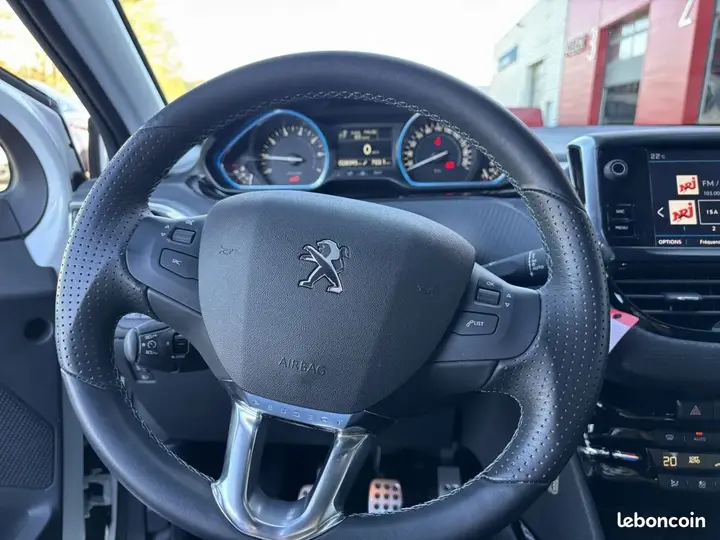 Peugeot 2008 2008 photo 2