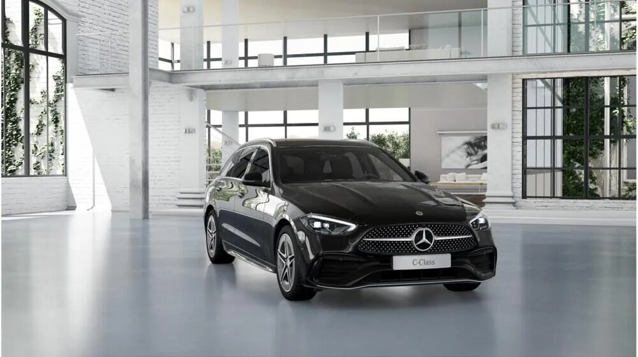 Mercedes-Benz C-Class photo 2