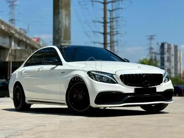 Mercedes-Benz C200 Amg