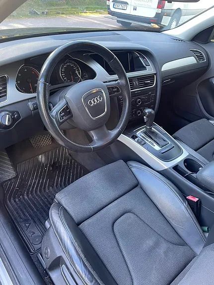 Audi A4 2010 photo 5